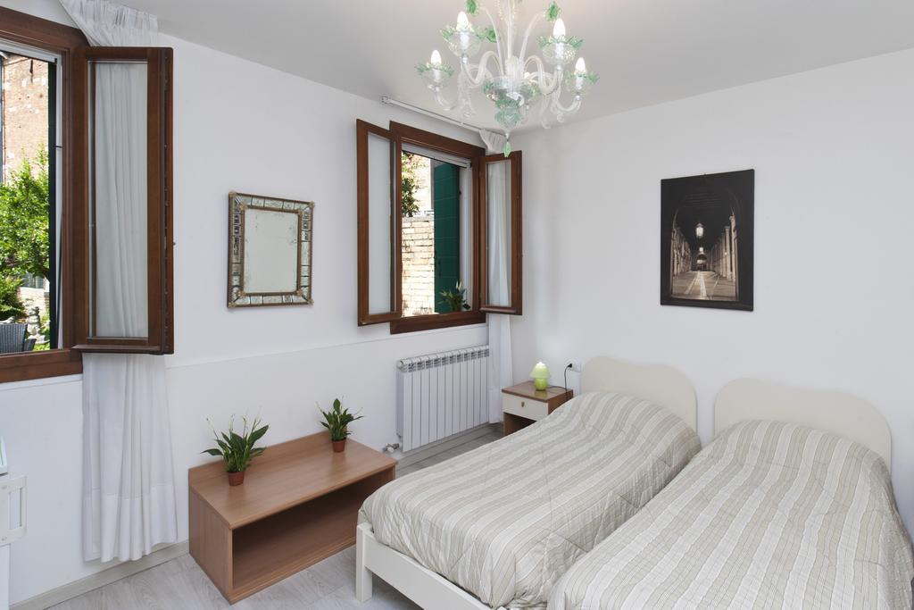 Bed and Breakfast Ca' Del Pomo Grana' à Murano Extérieur photo