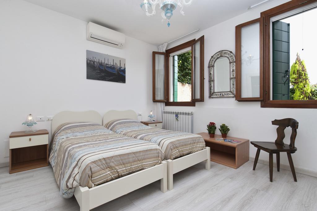 Bed and Breakfast Ca' Del Pomo Grana' à Murano Extérieur photo